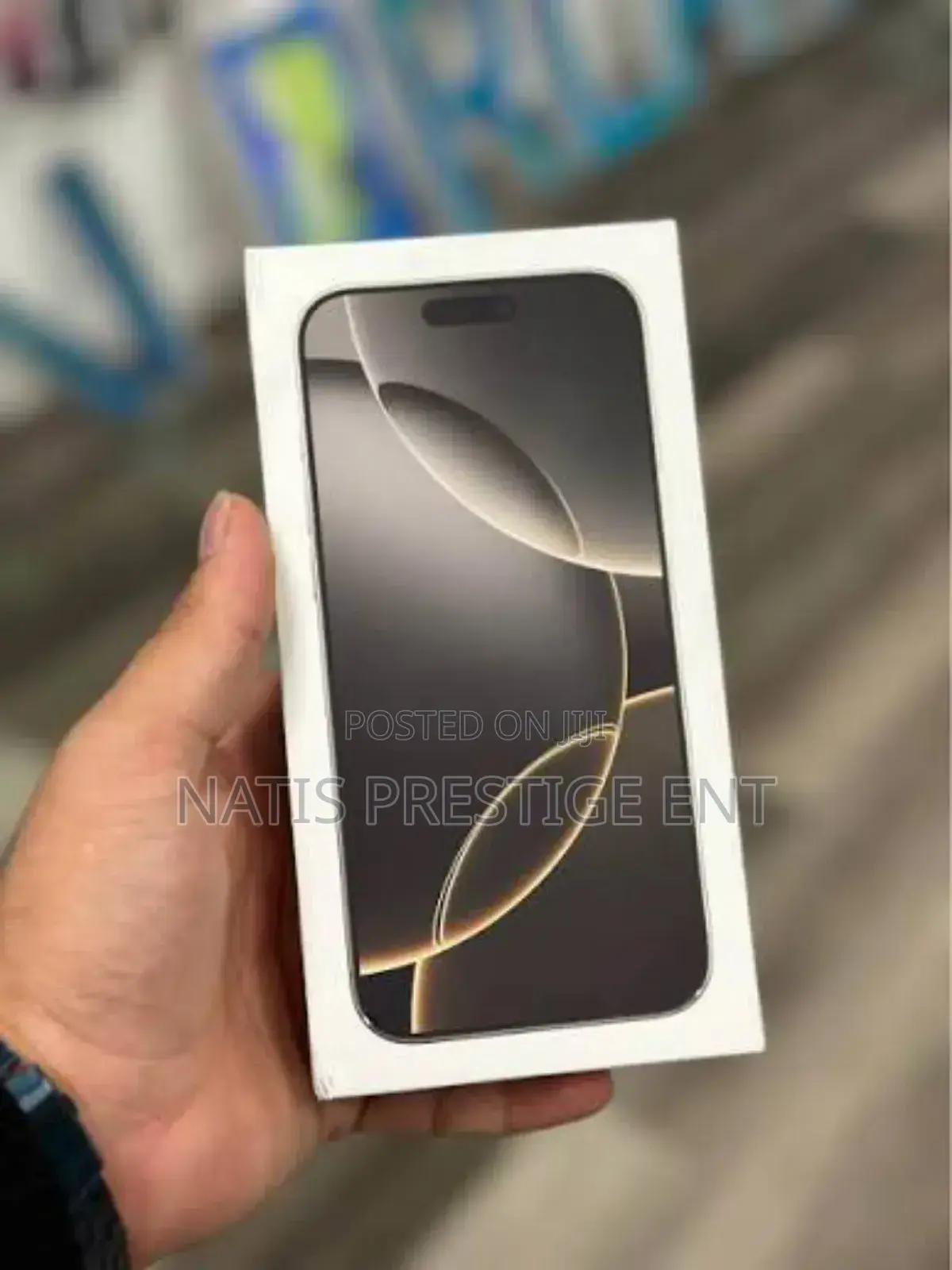 New Apple iPhone 16 Pro Max 256 GB Gold