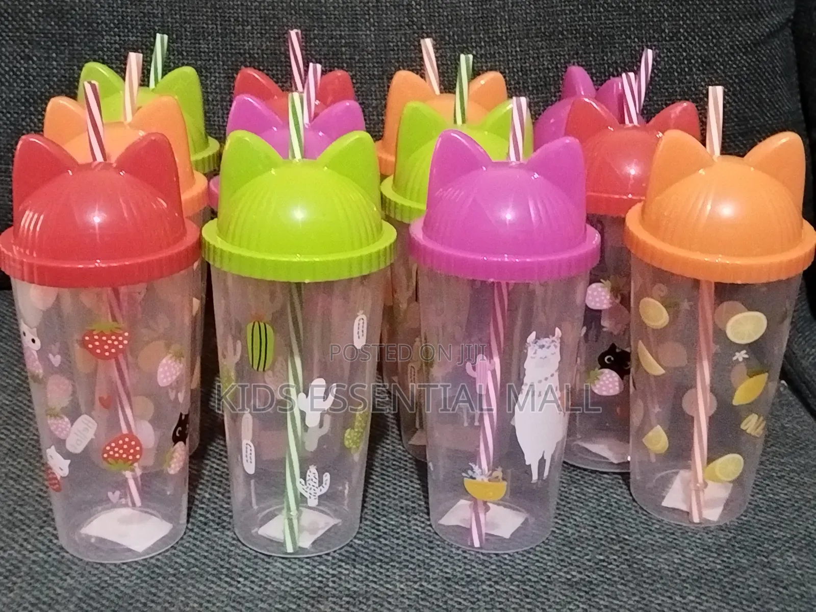 Cups With Covers Minimum 12 Pieces for Birthday Partypacks
