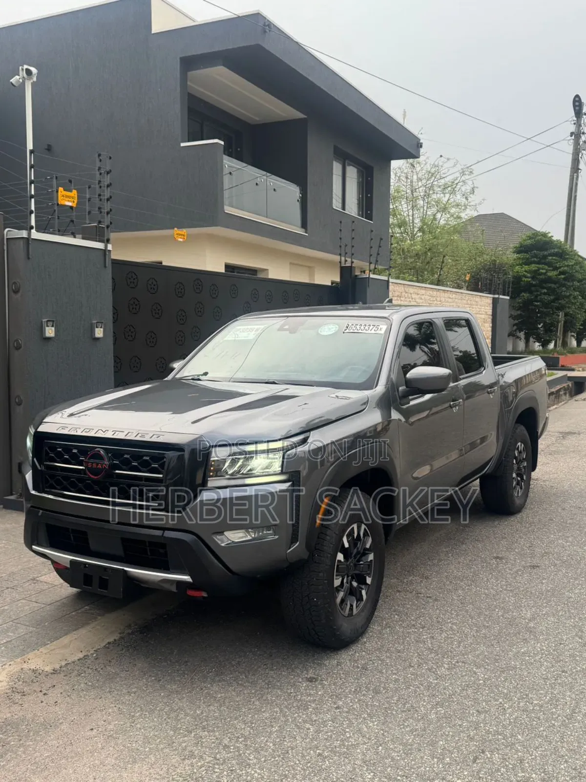 Nissan Frontier PRO-4X 2022 Gray