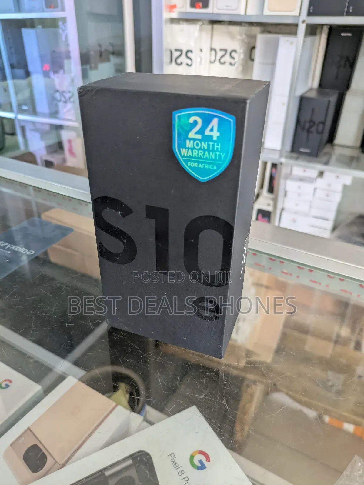 New Samsung Galaxy S10e 128 GB White