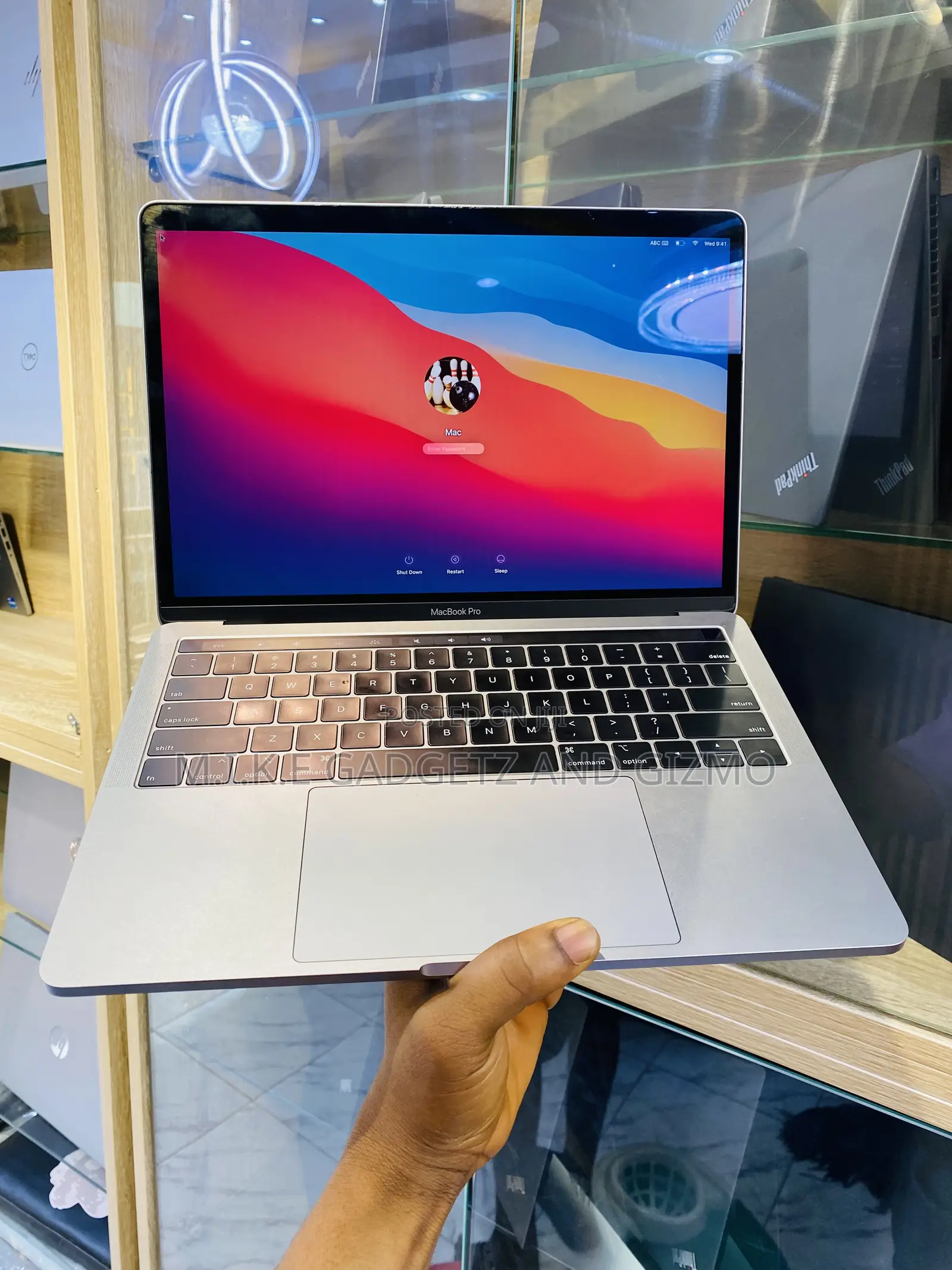 Laptop Apple MacBook 2019 8GB Intel Core i5 SSD 256GB