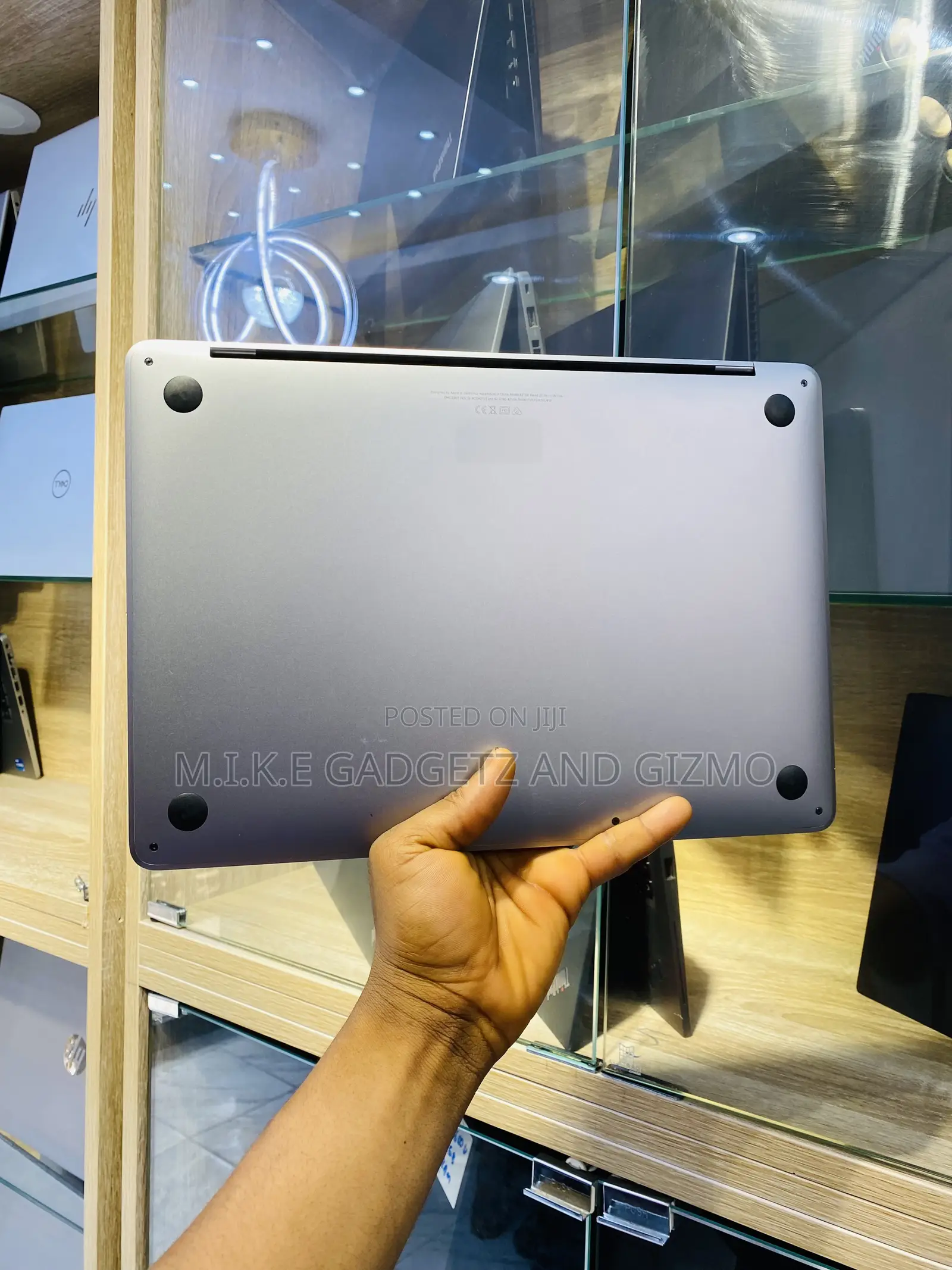 Laptop Apple MacBook 2019 8GB Intel Core i5 SSD 256GB