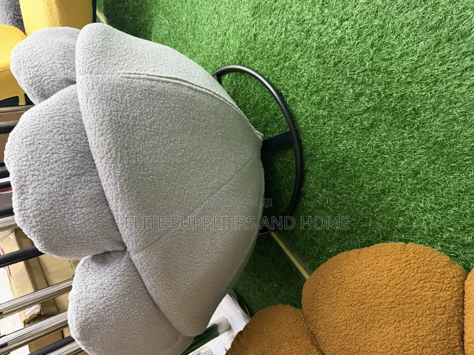 Petal Swivel Chair
