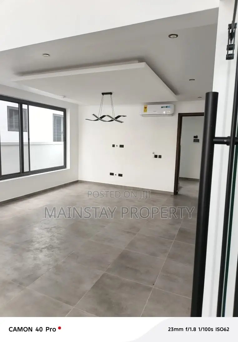 4bdrm House in Cantonments for sale