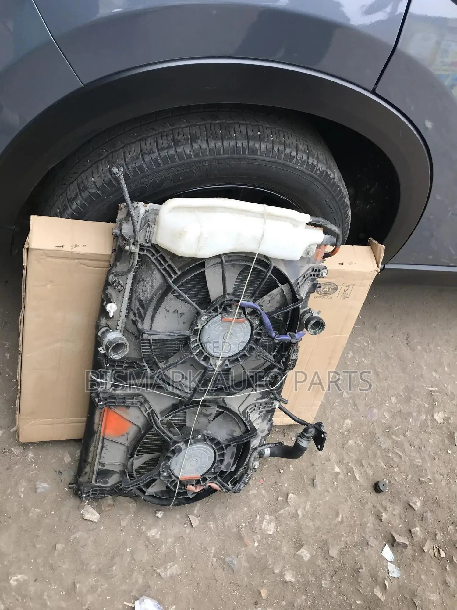 Honda Hr-v 2017 2018 2019 2020 2021 Radiator Tank Fan Condenser