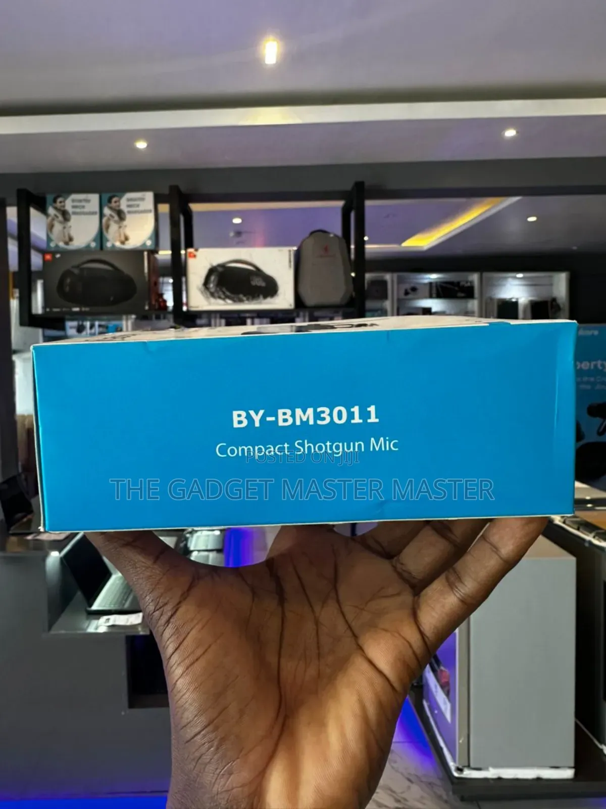 Boya by-Bm3011 Compact Shotgun Mic