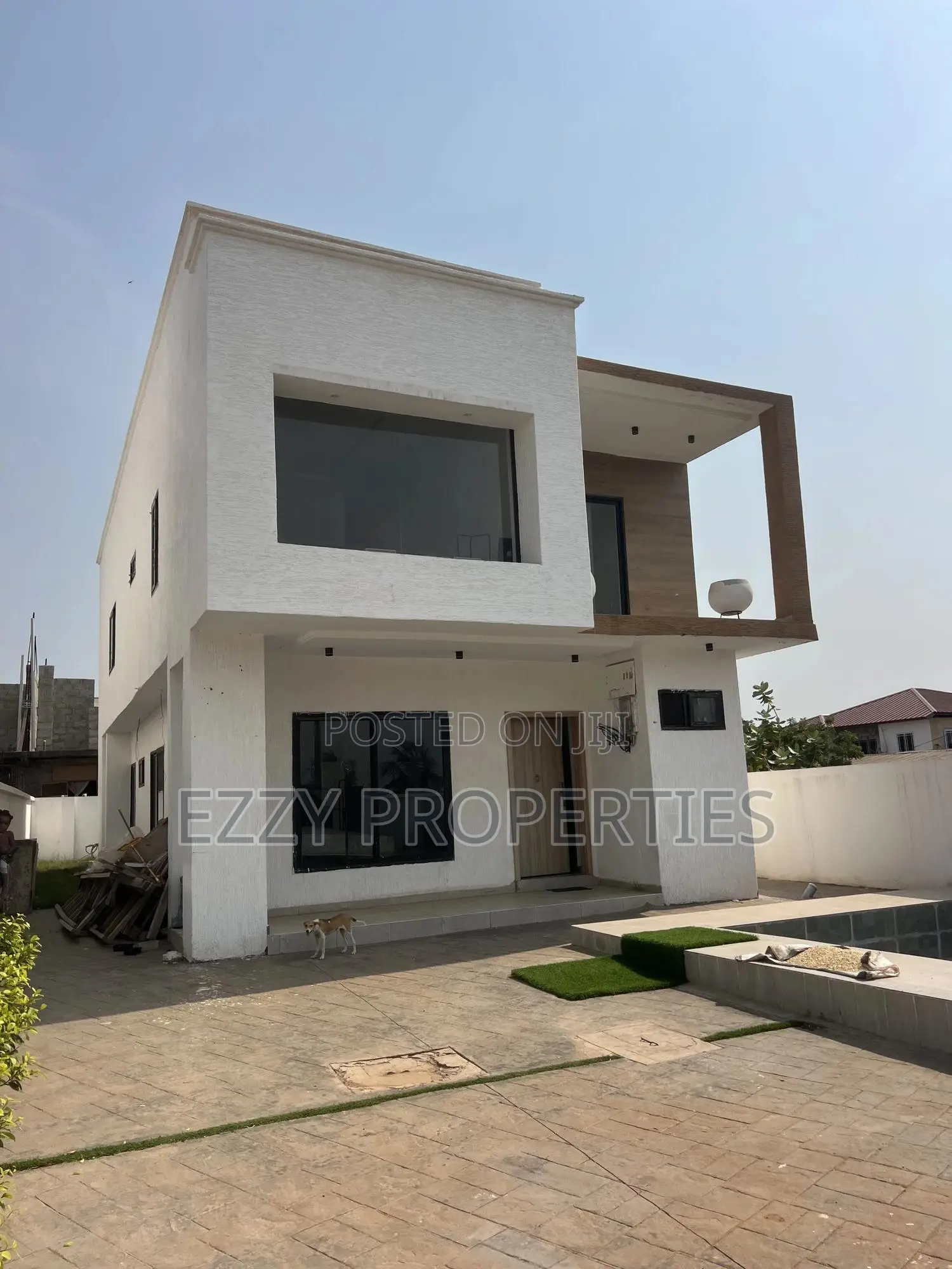 3bdrm Duplex in East Legon Hills for sale