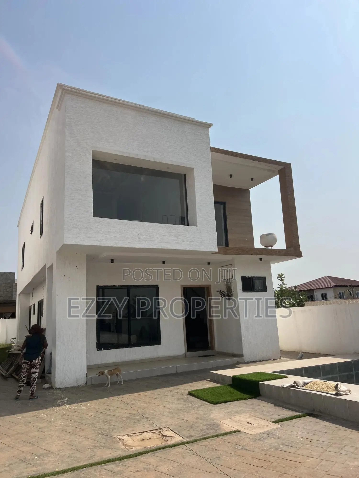 3bdrm Duplex in East Legon Hills for sale