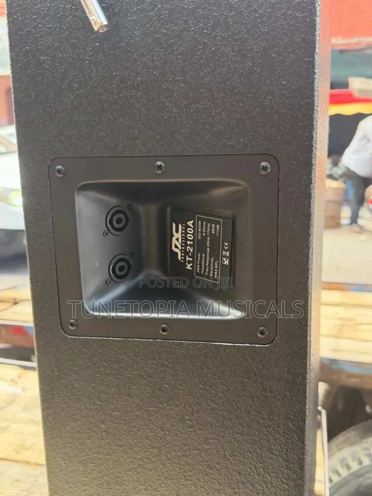 Jac Professional Kt-2100a 12inches Line Array Speaker.