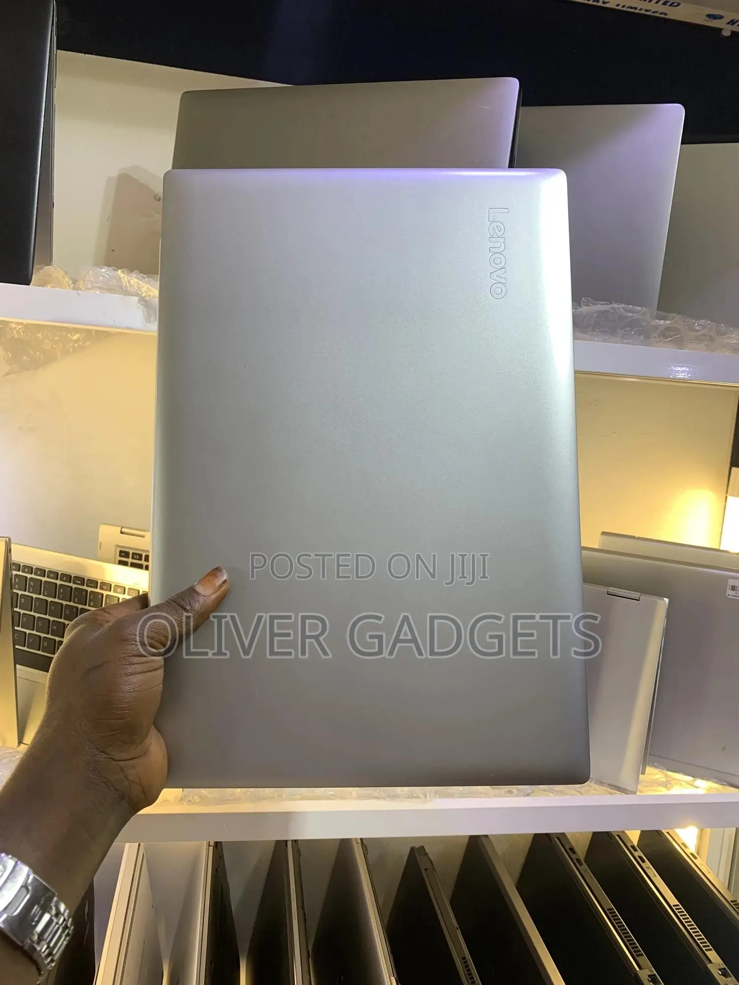 Laptop Lenovo IdeaPad 320 8GB Intel Core i3 SSD 256GB