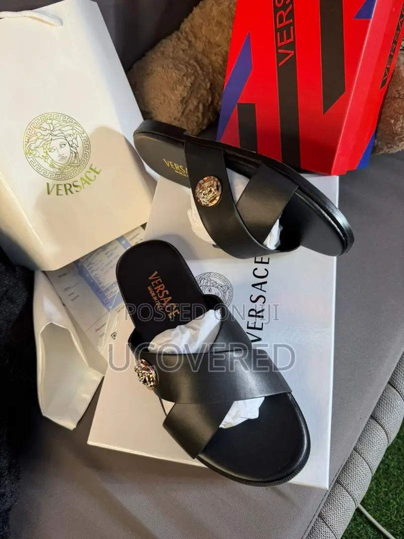 Versace High Quality Men’S Slippers