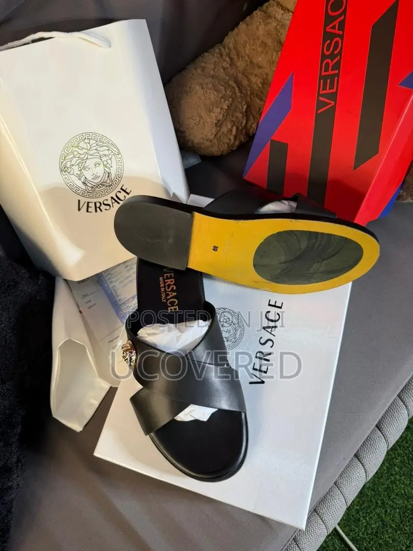 Versace High Quality Men’S Slippers