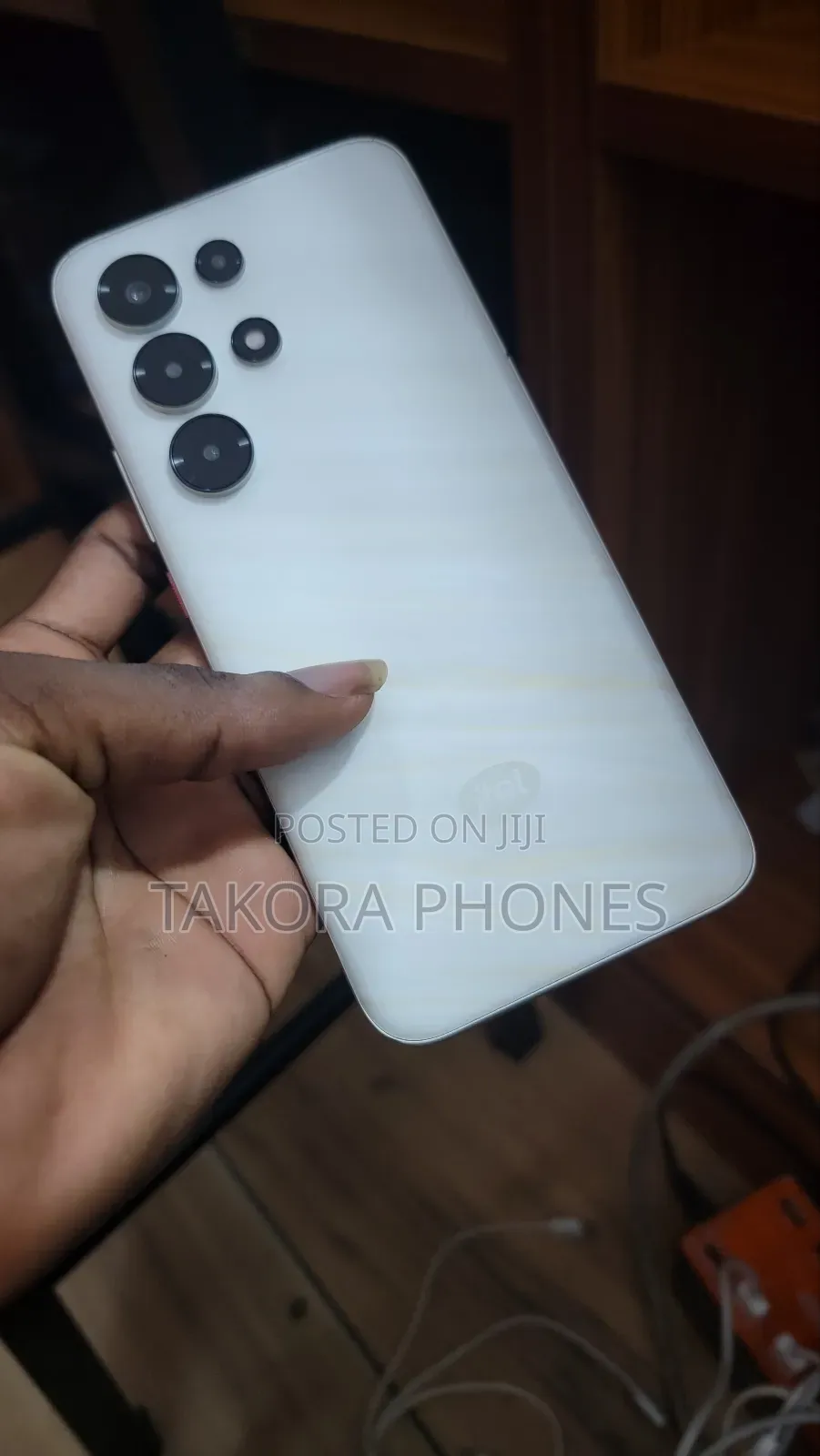 Itel Super 26 Ultra 256 GB Silver