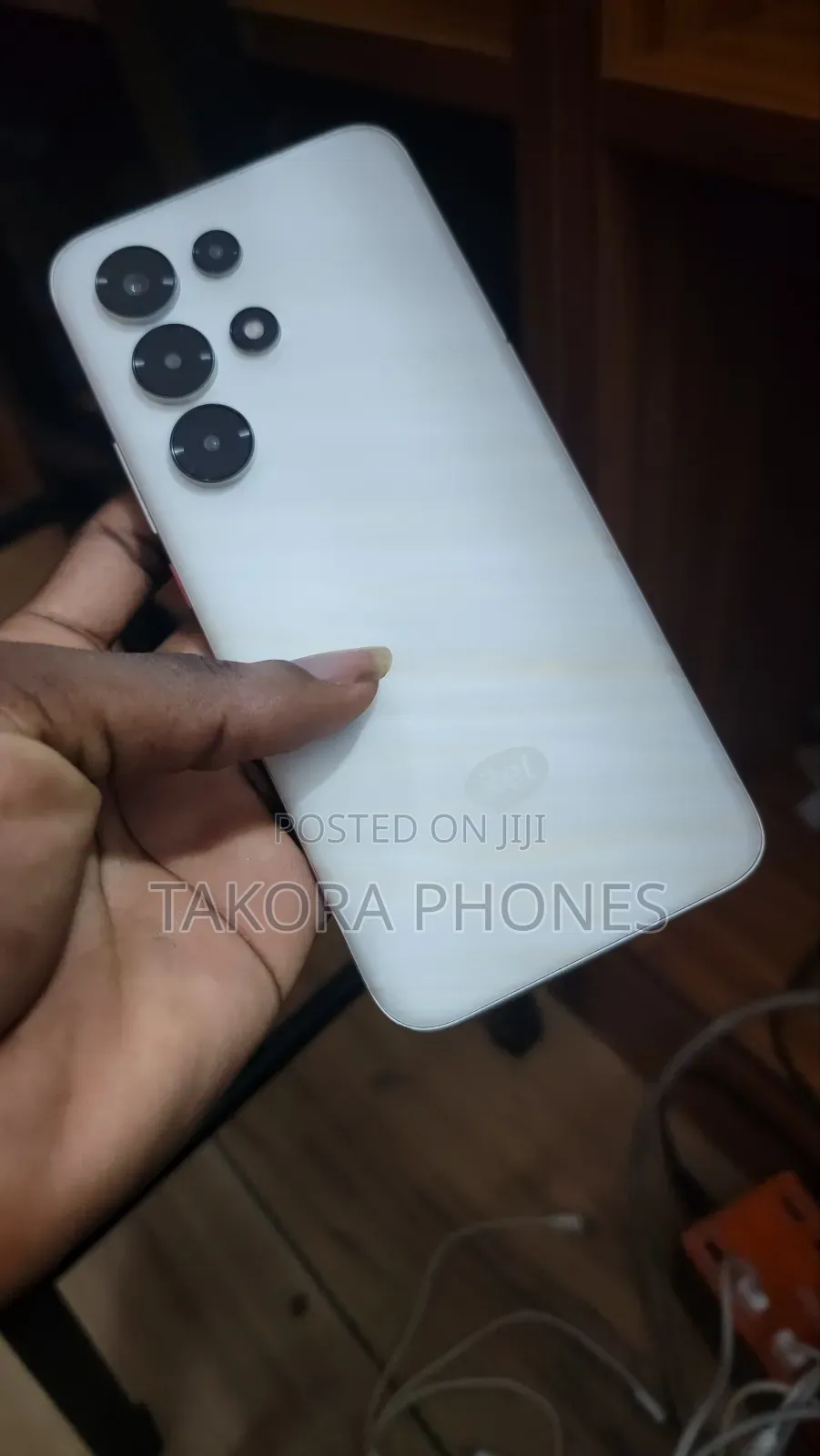 Itel Super 26 Ultra 256 GB Silver