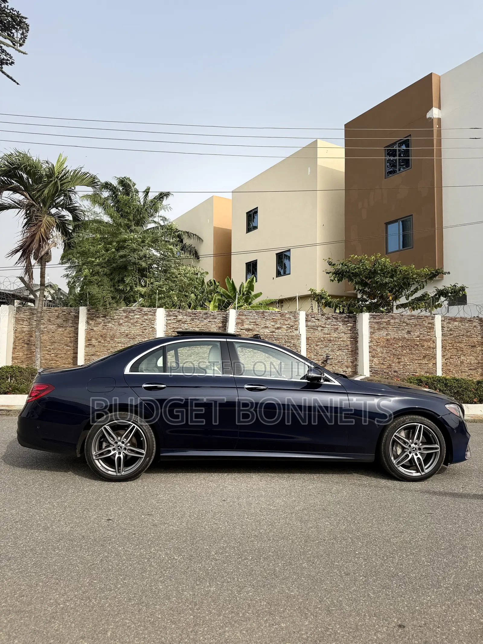 Mercedes-Benz E300 2018 Blue