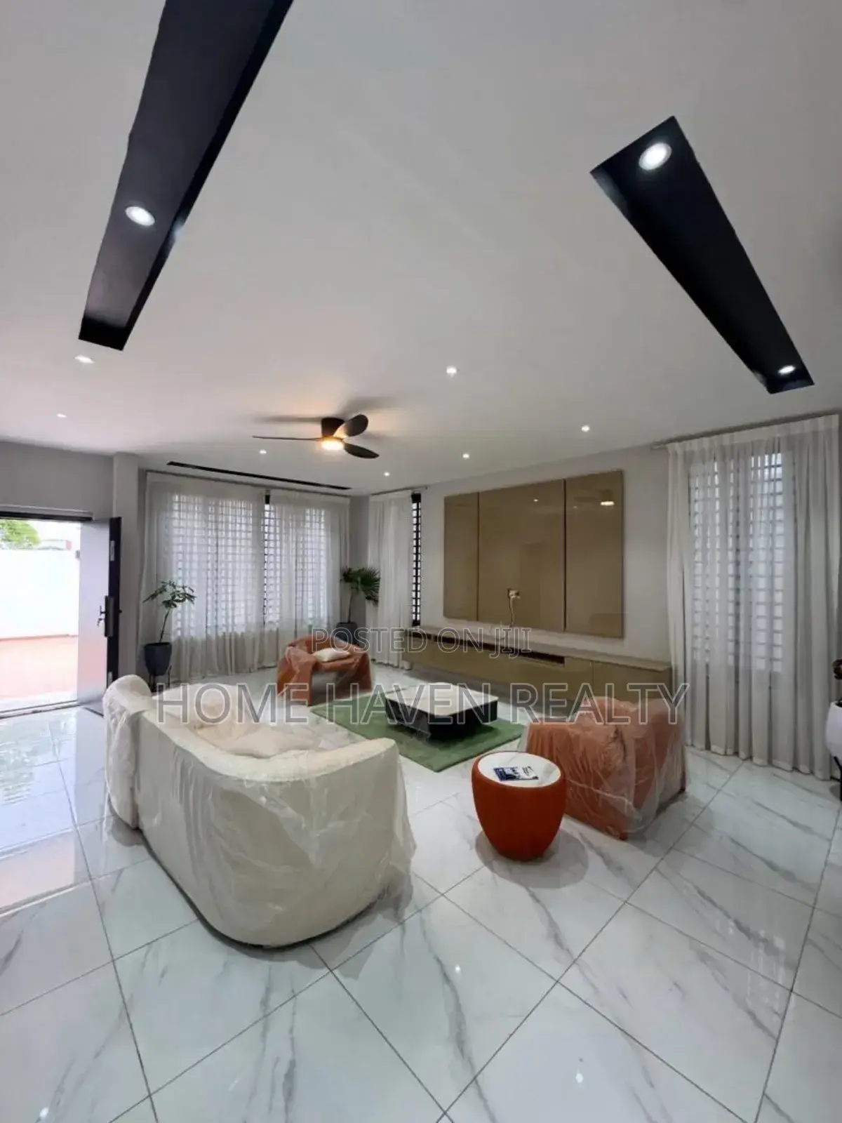 4bdrm House in Lakeside for sale