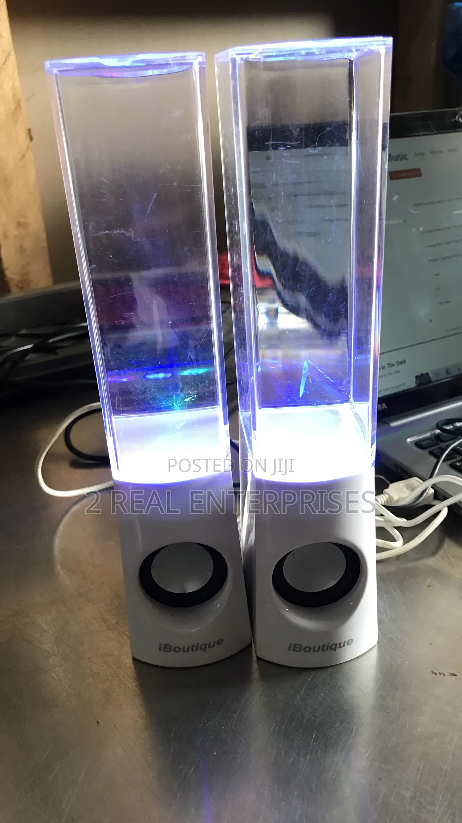 Usb Computer Speakers With Flashing Light