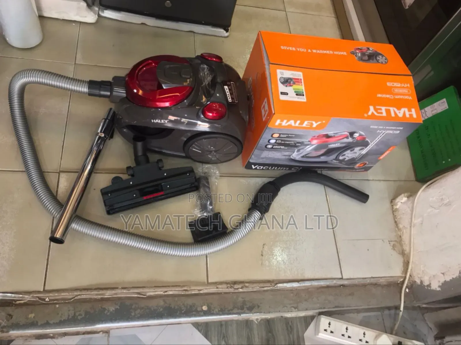Powerful Haley Vacuum Cleaner With Removable Bag