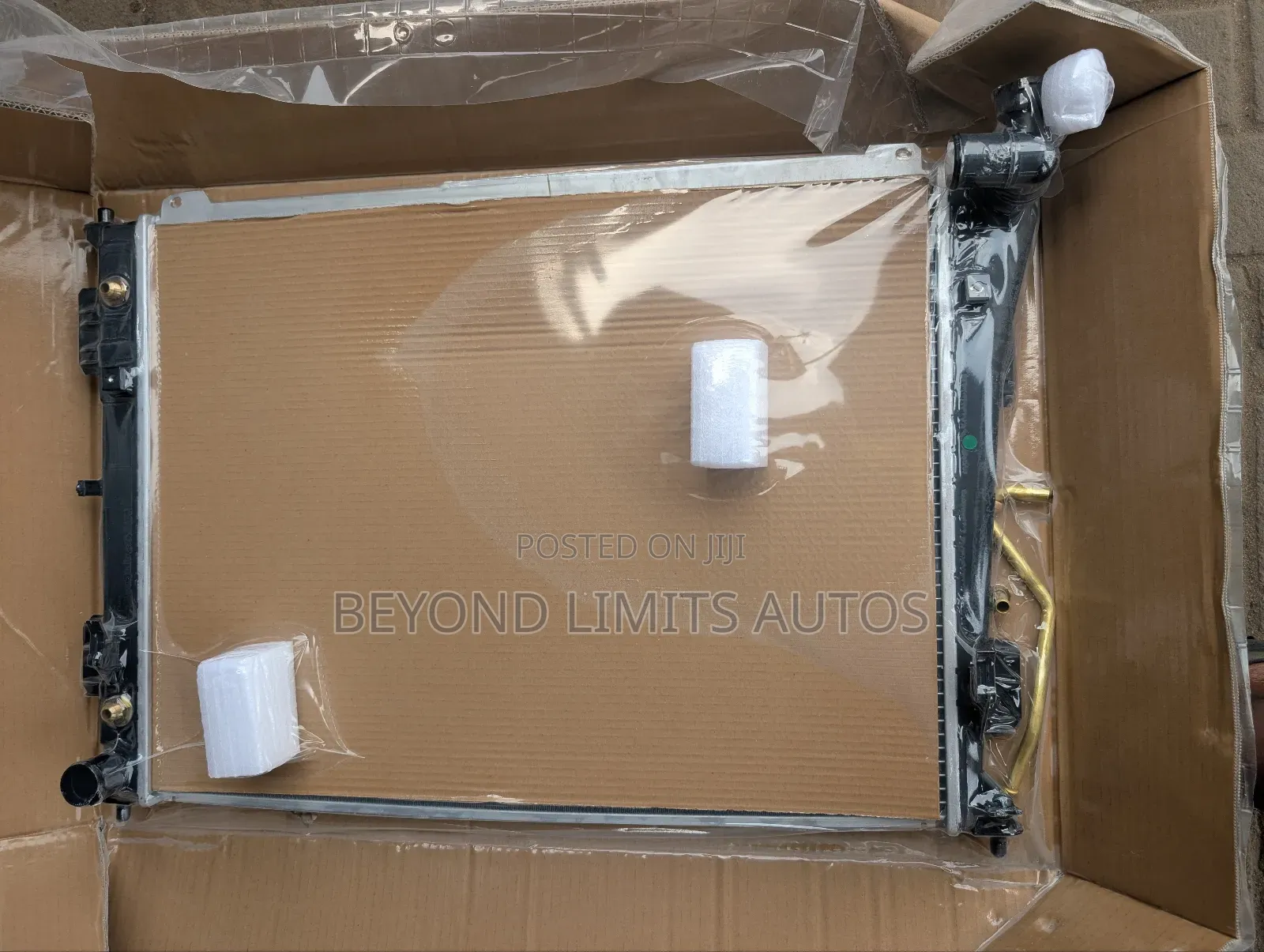 Hyundai Sonata 2011,2012,2013,2014 Radiator / Water Tank