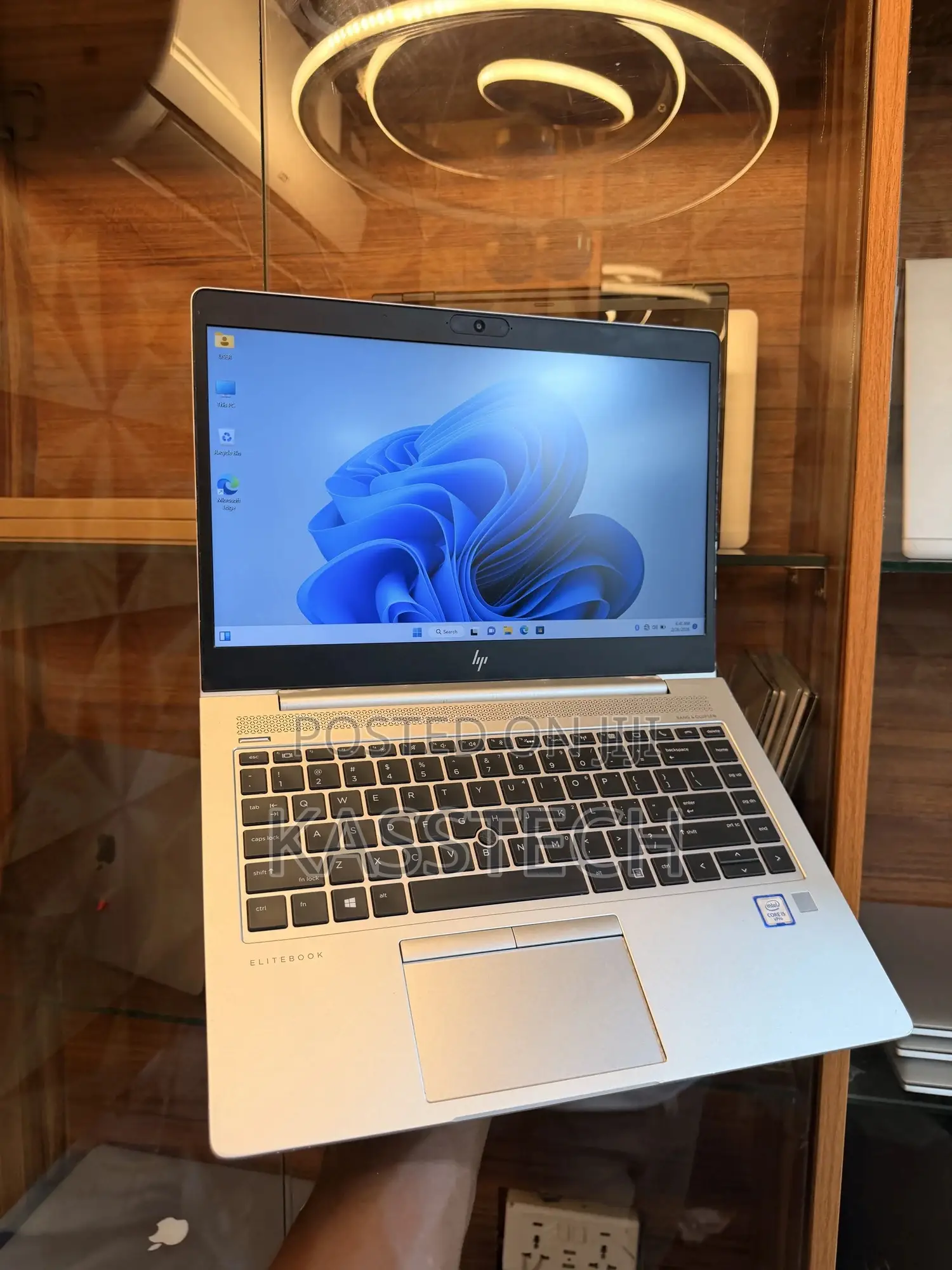 Laptop HP EliteBook 840 G5 8GB Intel Core i5 SSD 256GB
