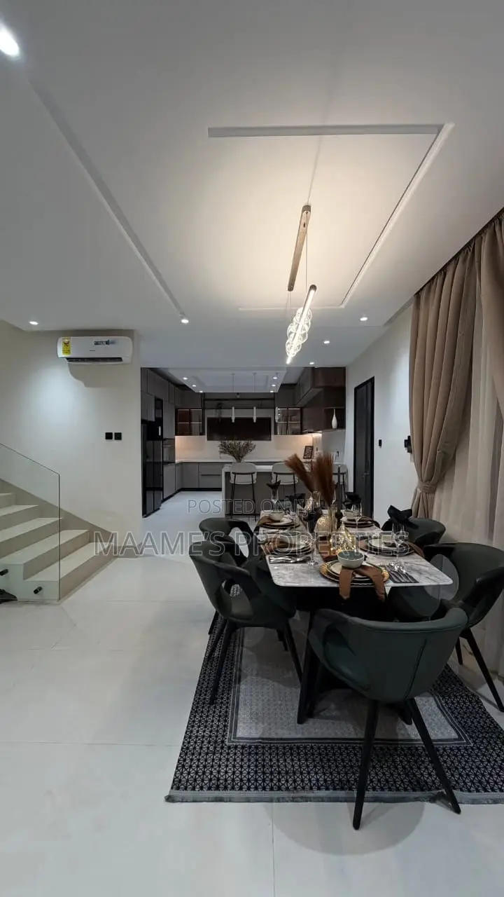 Furnished 4bdrm Duplex in East Legon for sale