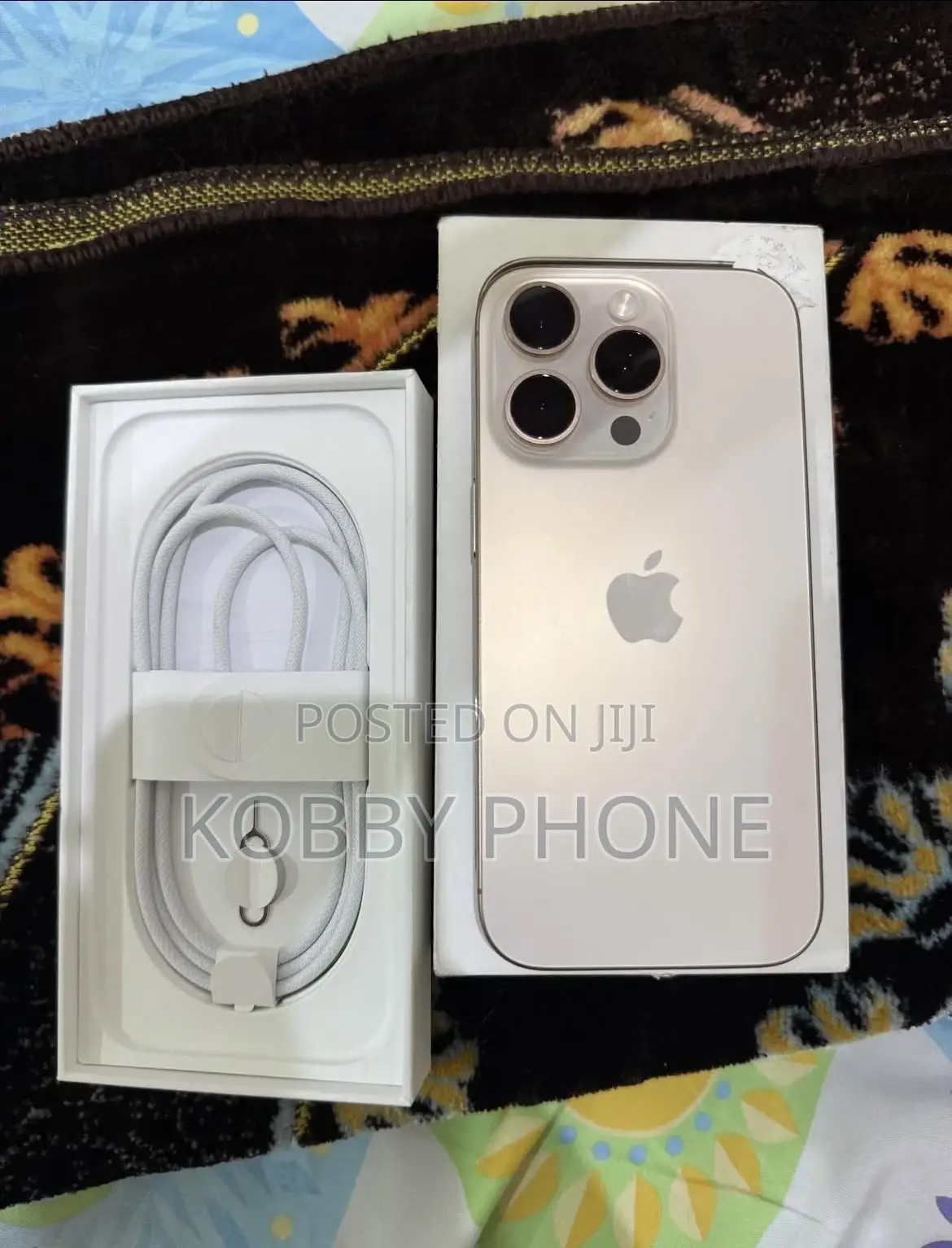 Apple iPhone 16 Pro Max 256 GB Gold