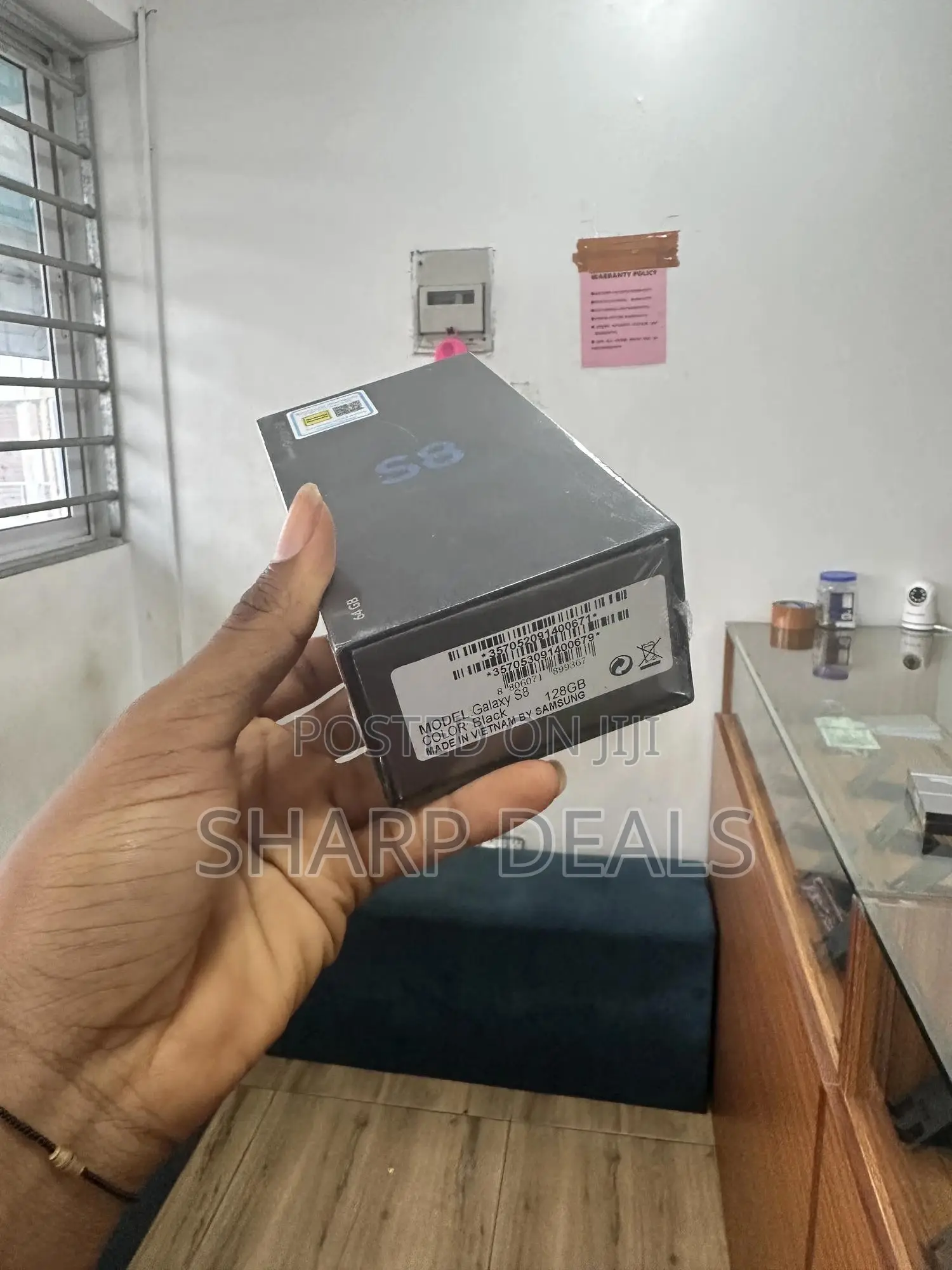 New Samsung Galaxy S8 64 GB Black