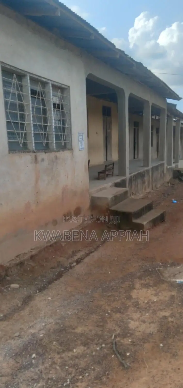 School Is on Sales at Atonsu Adagya
