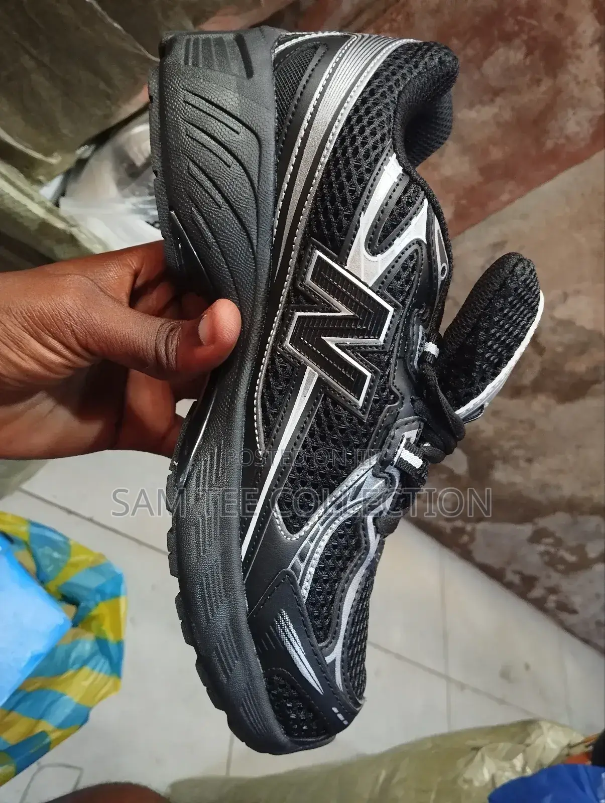 New Balance 740
