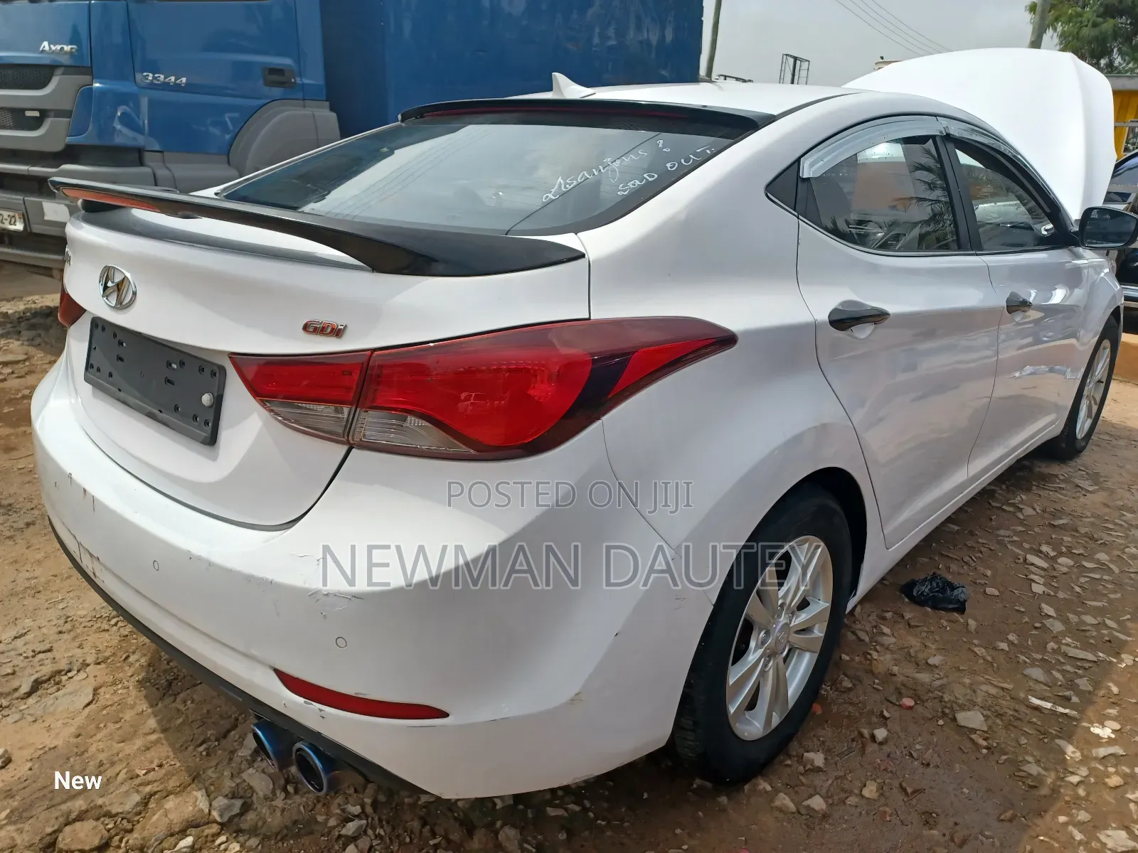 Hyundai Avante 2014 White