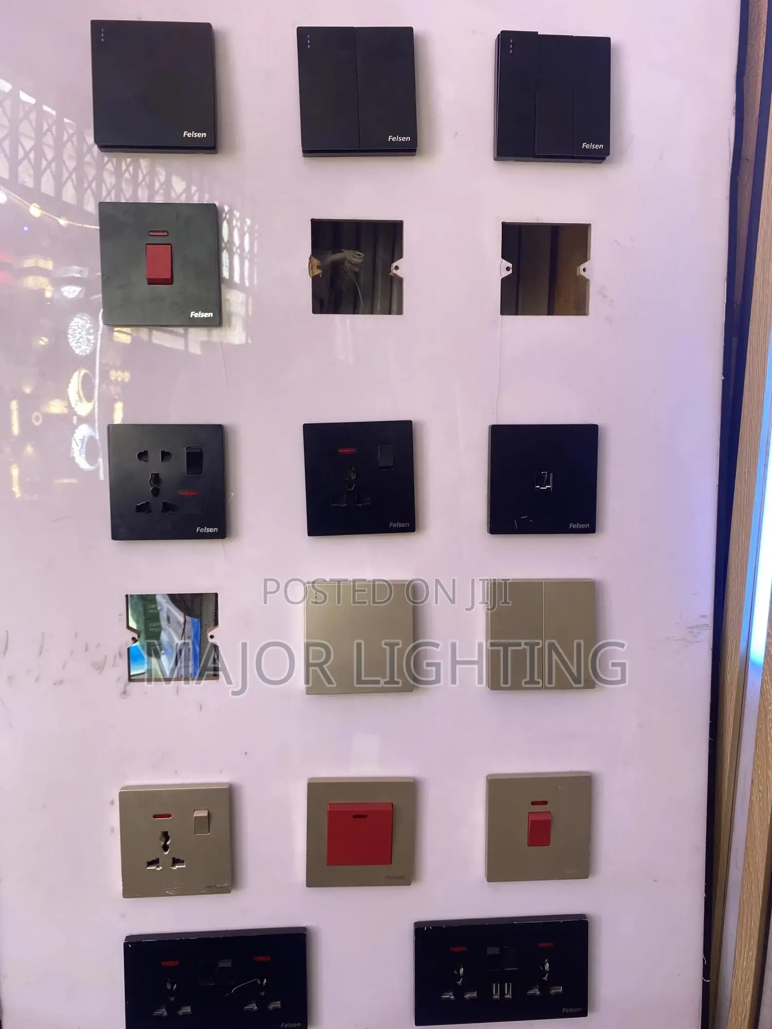 Socket and Switches