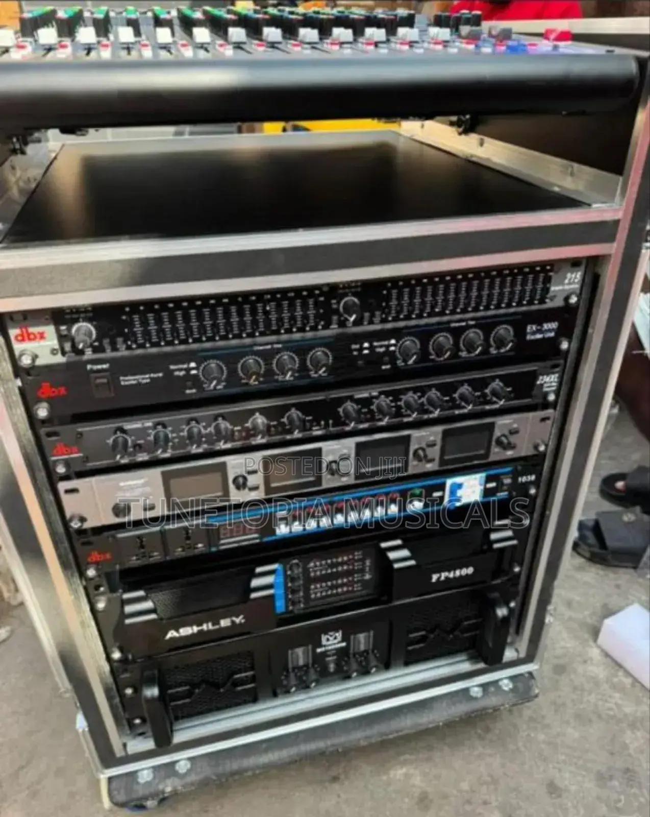 3pieces Of Kara 12 Line Array Speakers, Pair Of Bass And Rack Set