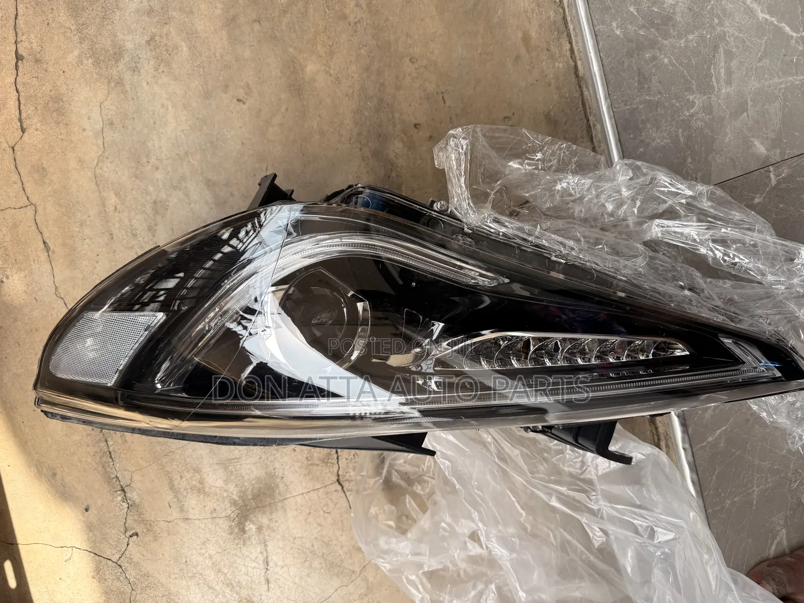  Hyundai Sonata 2011–2013 Spec Headlights Available