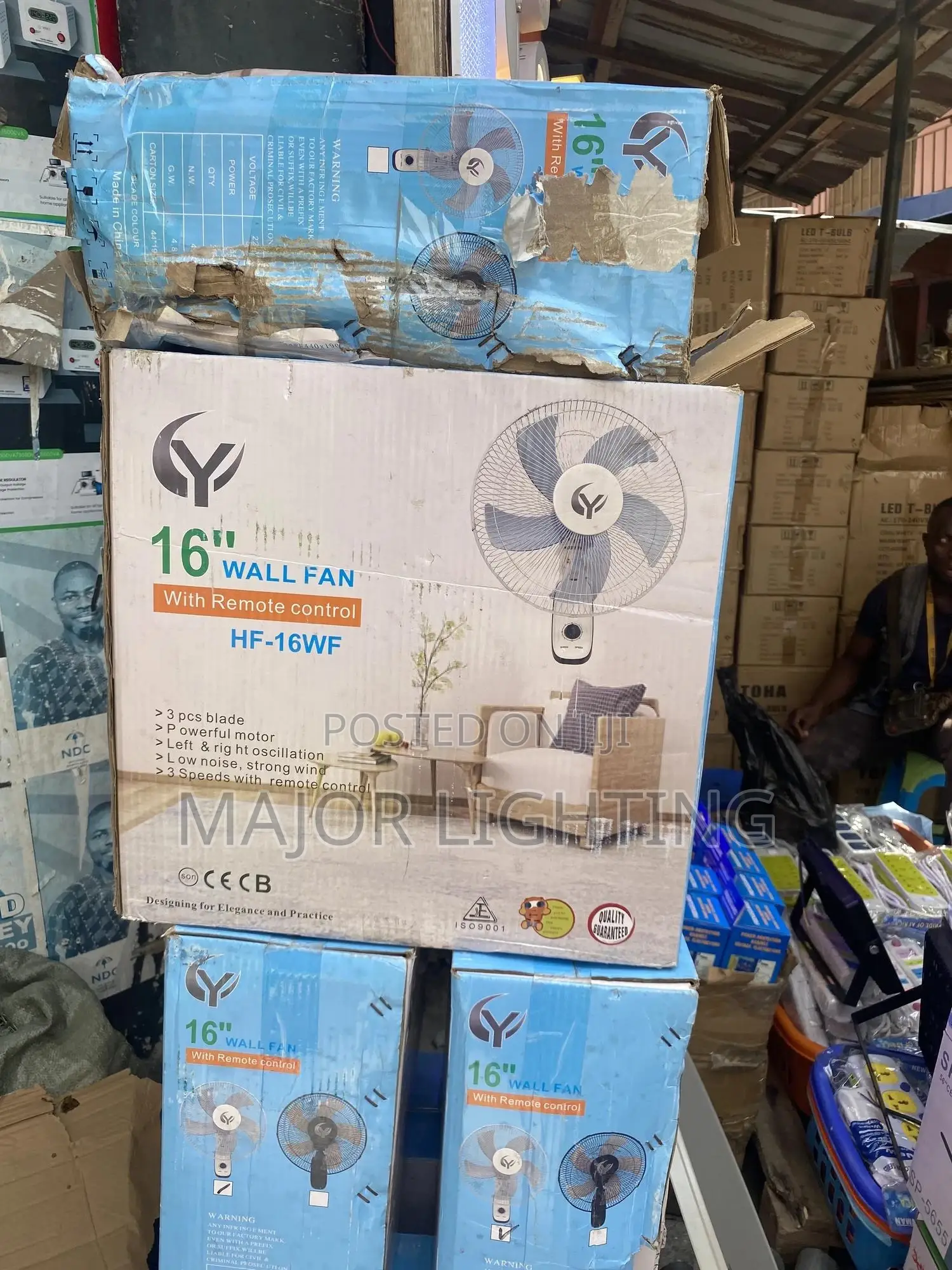Wall Fan With Remote Control