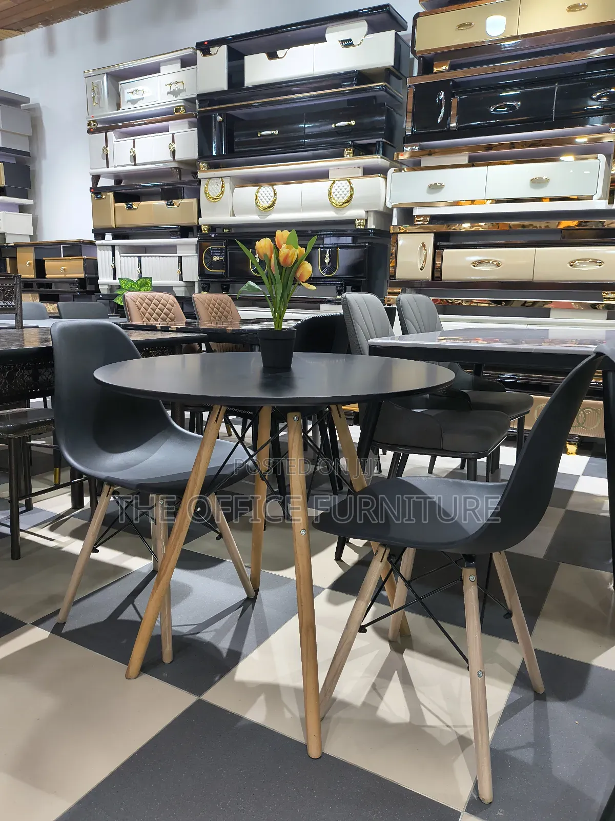 Two Chairs Dining