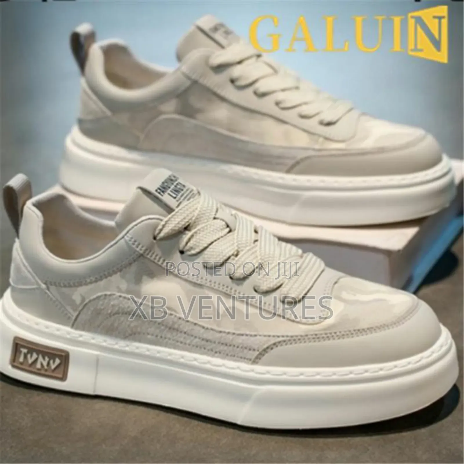 Trend Hundred
Clean Style Men Sneakers