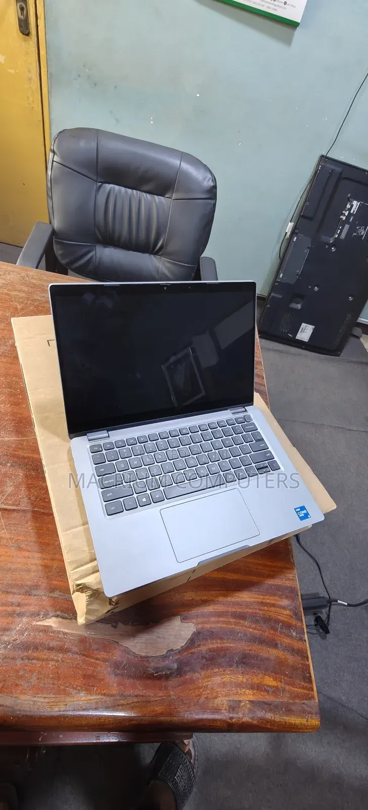 New Laptop Dell Latitude 5320 16GB Intel Core i5 SSD 256GB