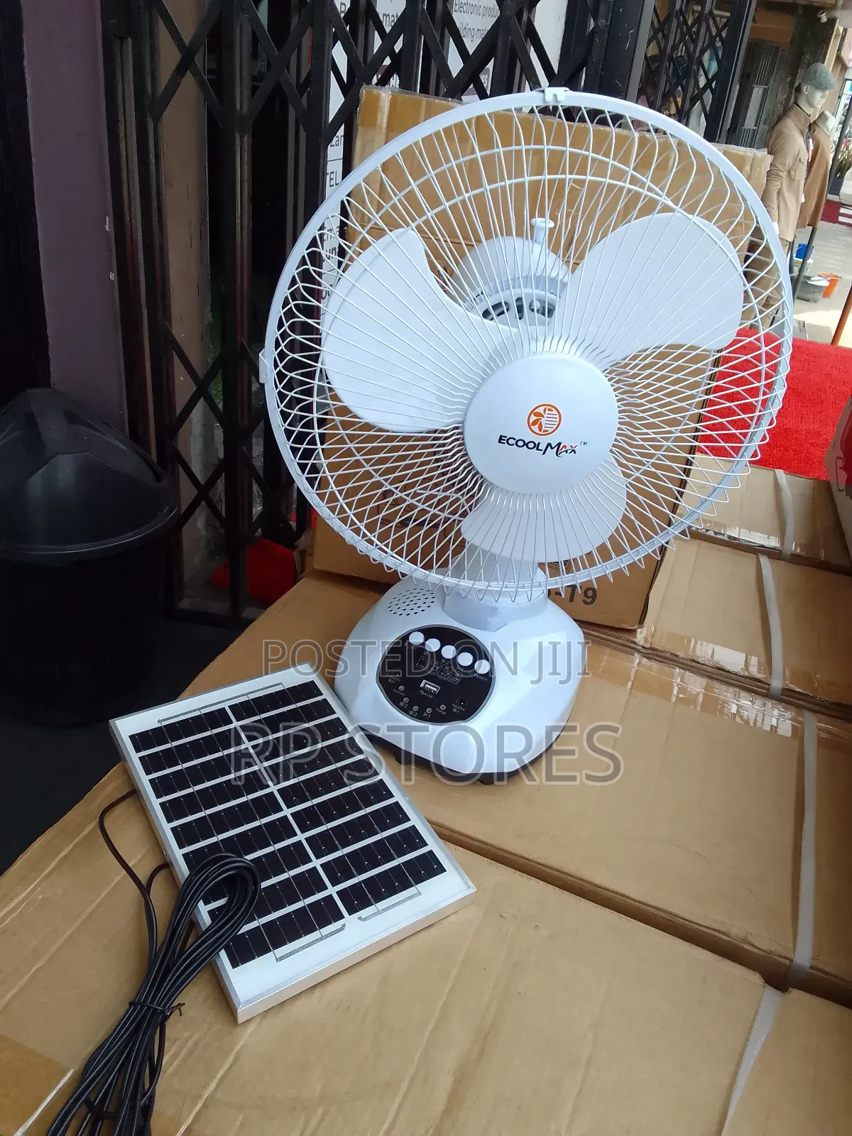 Desktop Fan With Solar