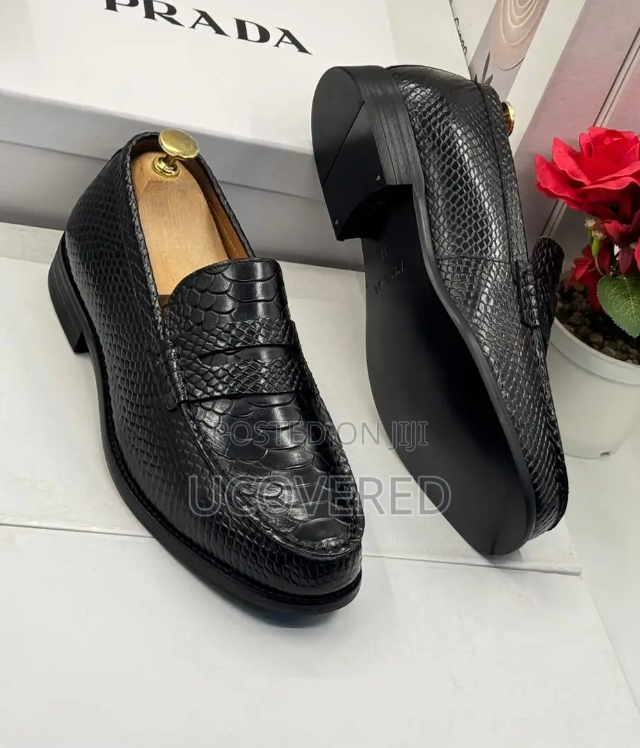 Prada High Quality Men’S Leather Loafers