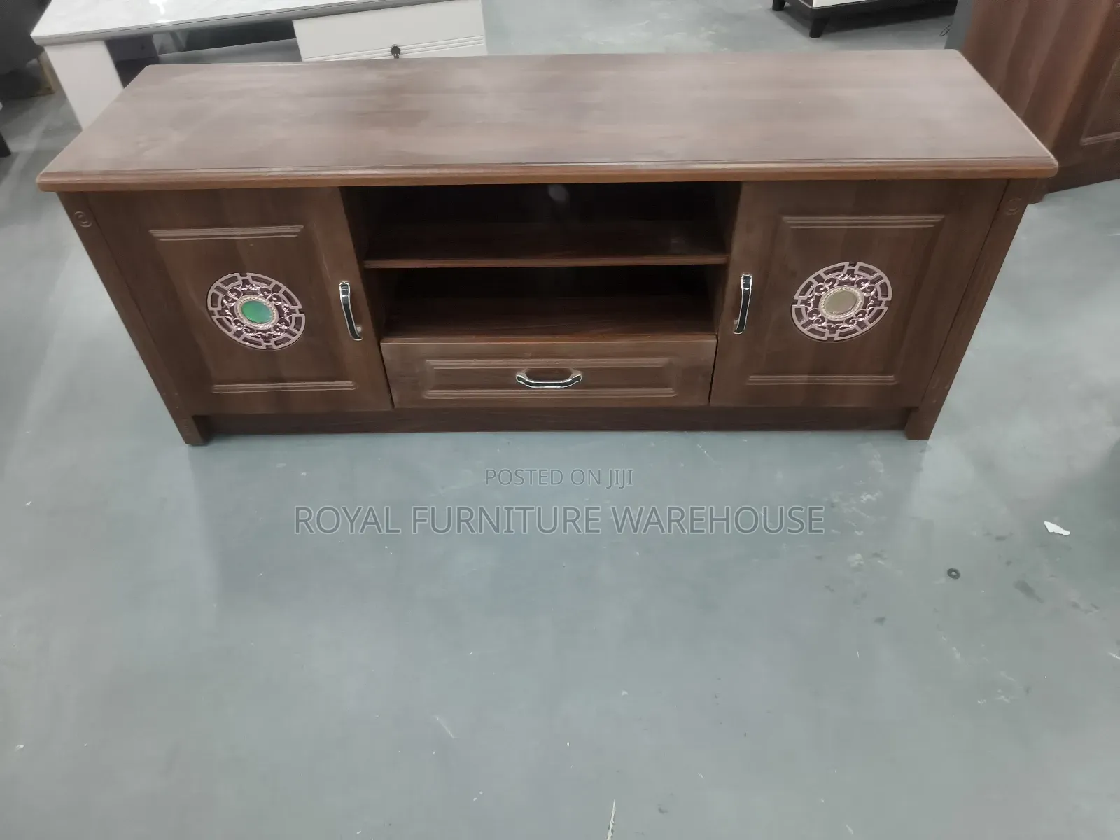 Television Console (Tv Stand ).