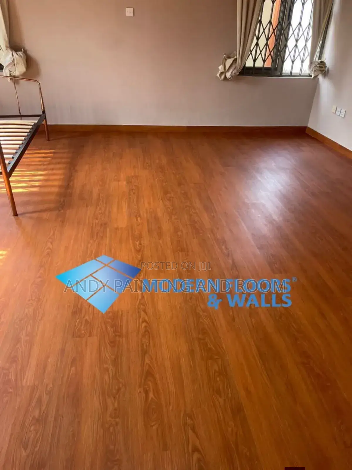 Vinyl Flooring Installer Expert
