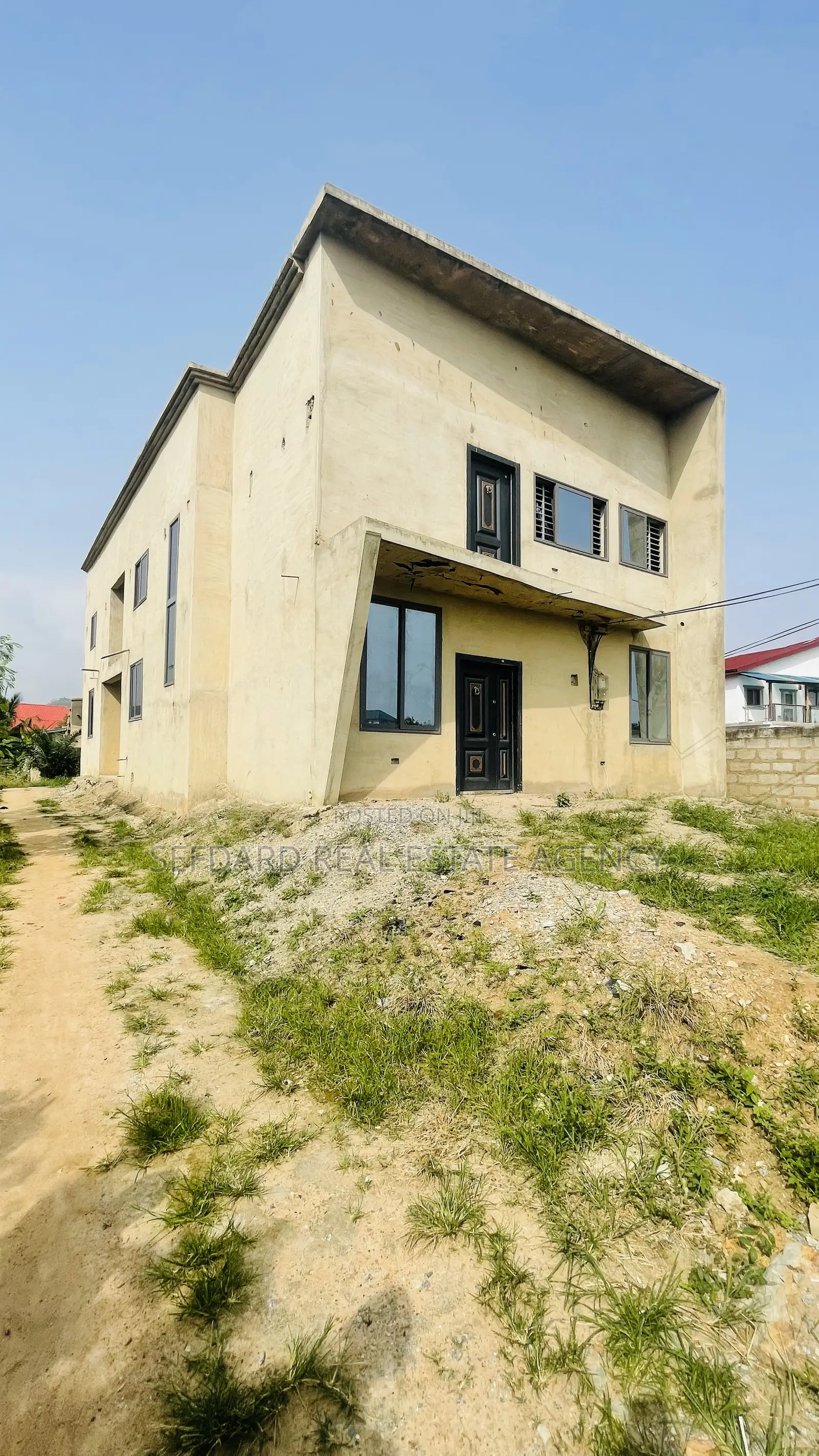 5bdrm Duplex in Pokuase for sale