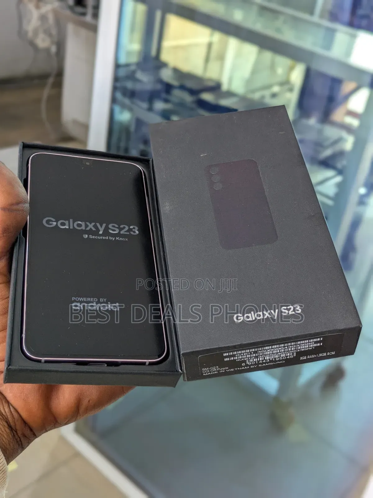 New Samsung Galaxy S23 256 GB Gold