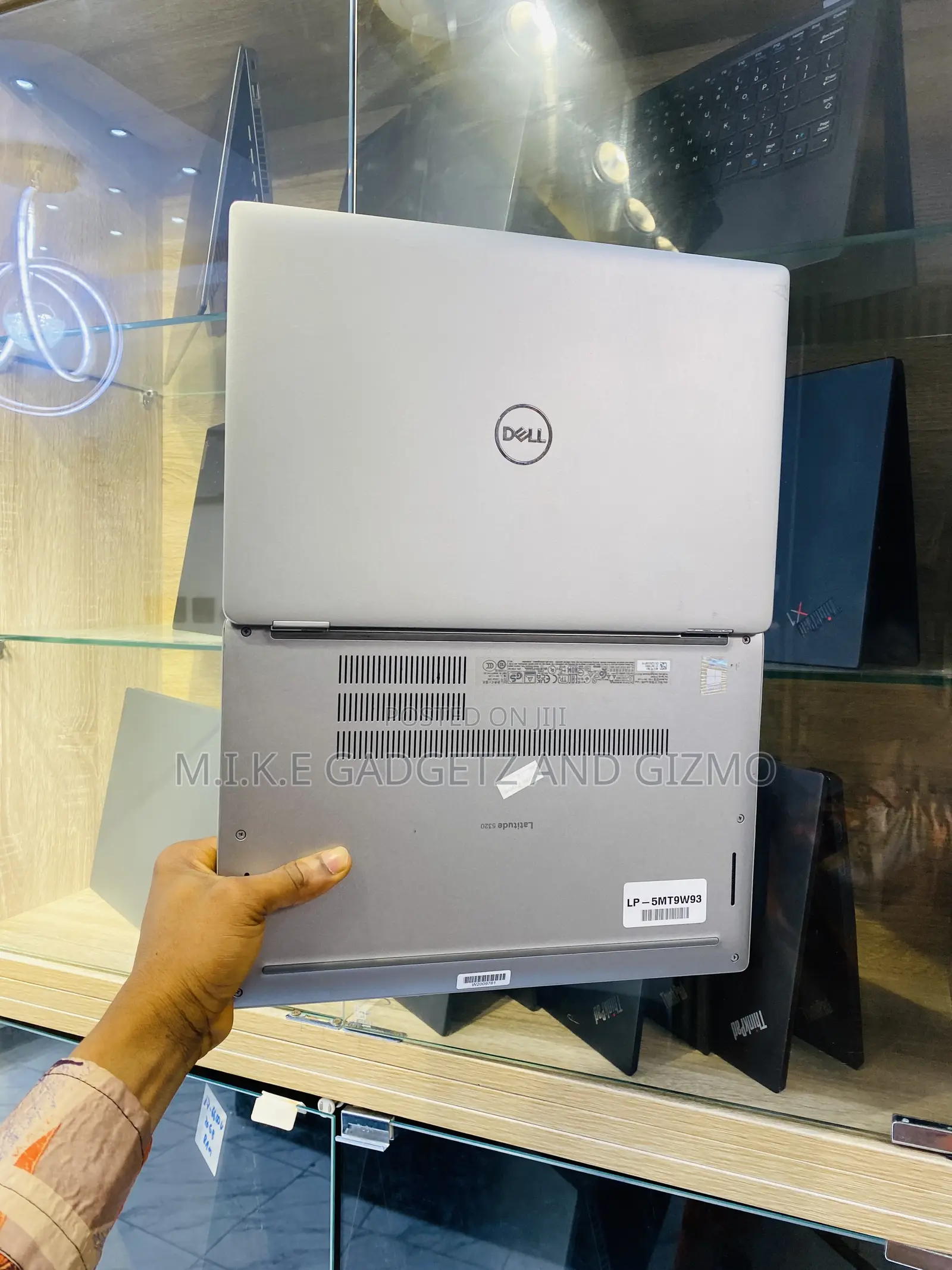 Laptop Dell Latitude 5320 32GB Intel Core i7 SSD 512GB