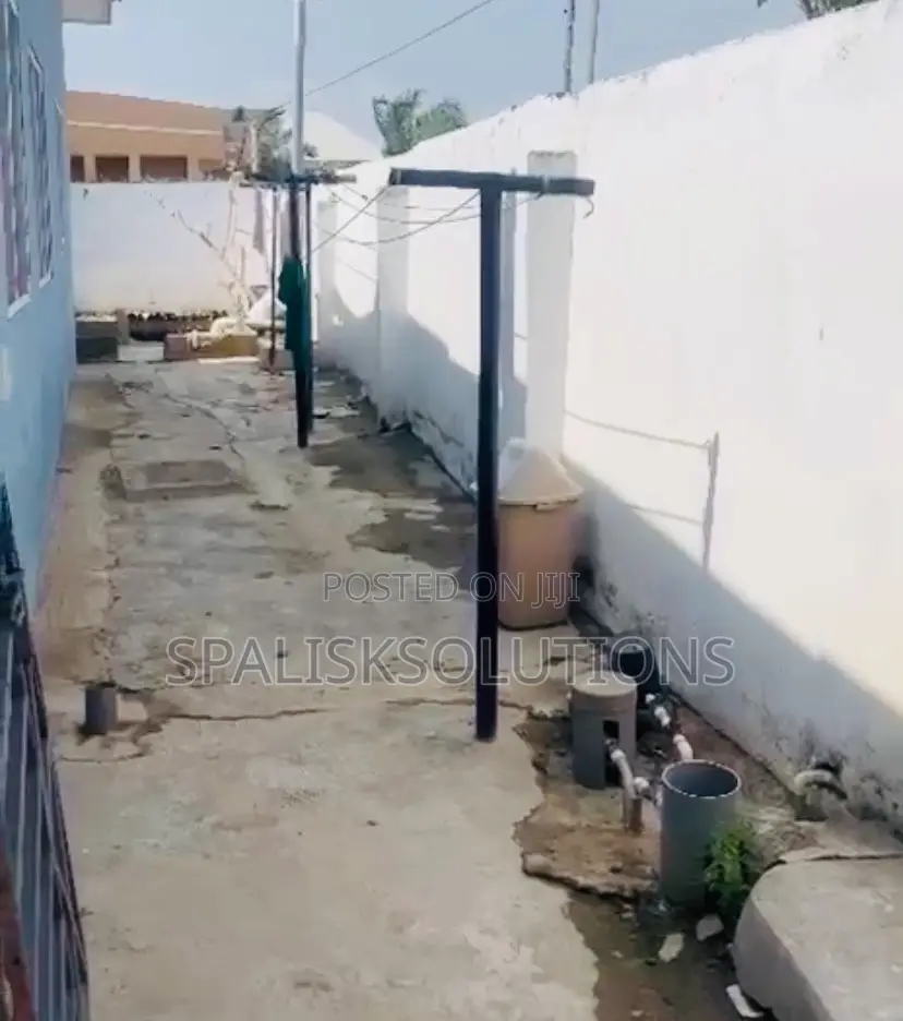 7bdrm House in Dansoman for sale