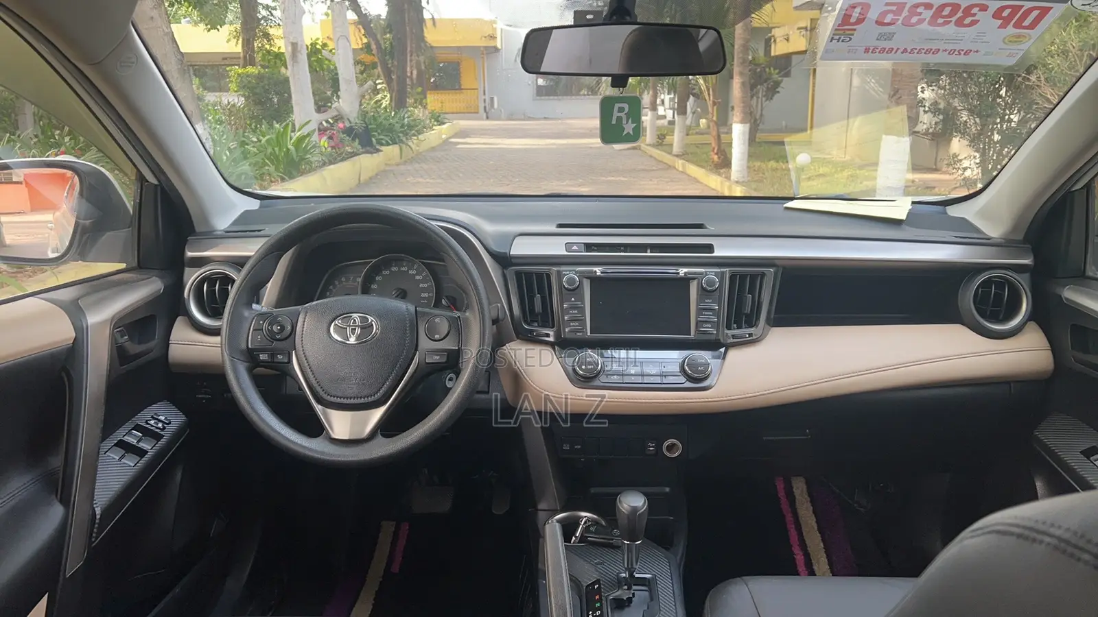 Toyota RAV4 2016 White