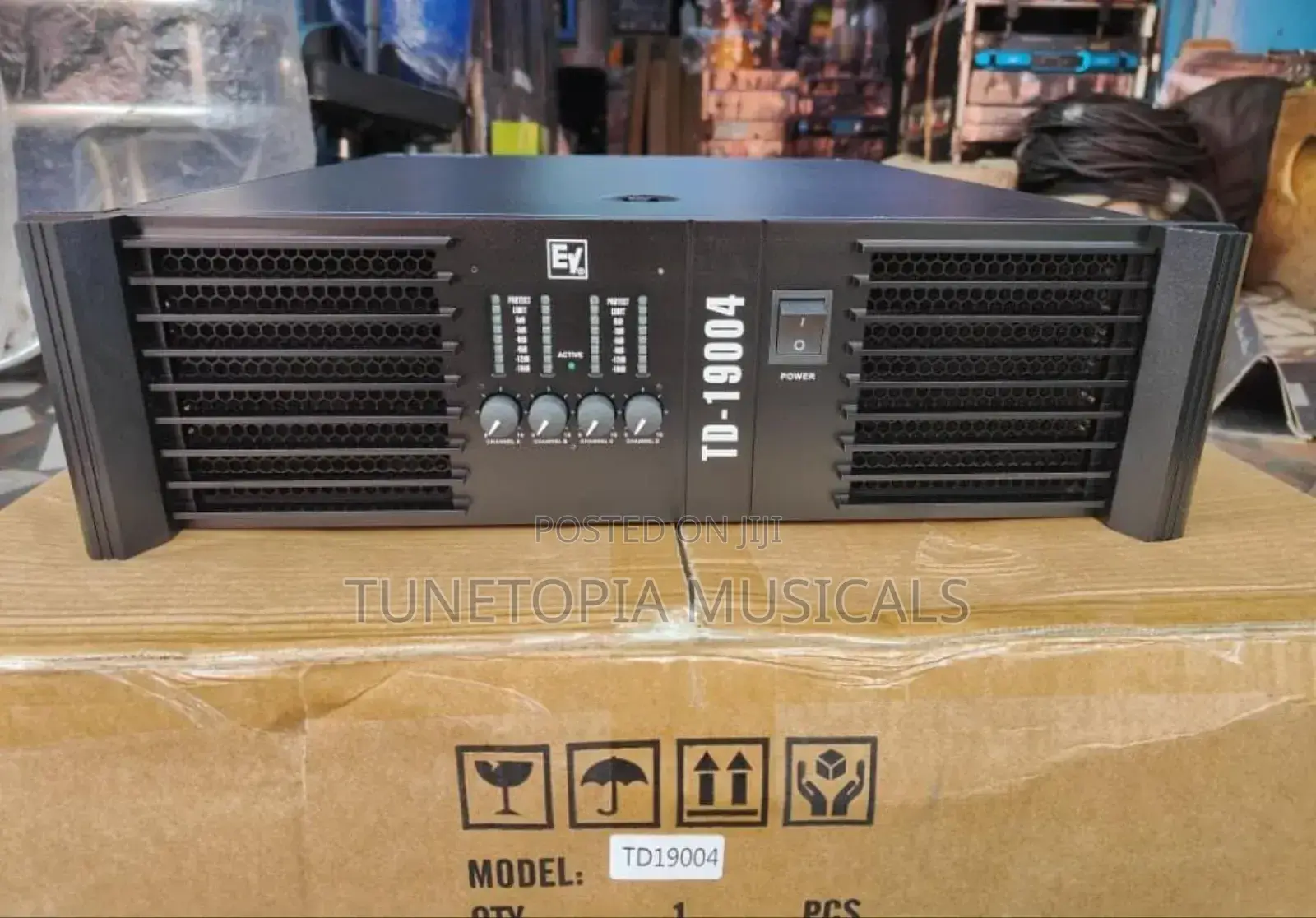 Ev Td-19004 4in1 Power Amplifier