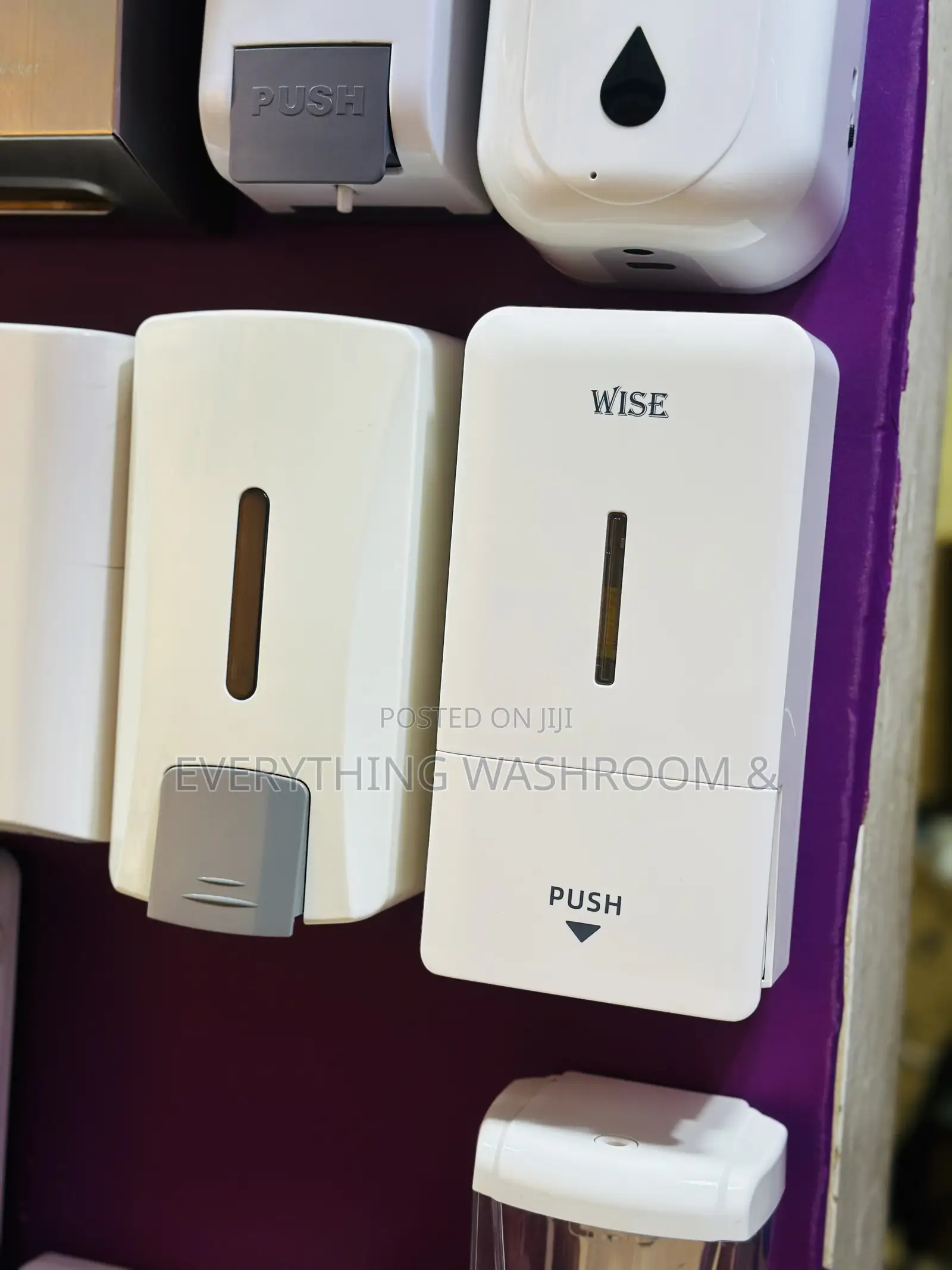 Wise Wall-mount Manual Soap Dispenser–Modern Soap Dispenser.