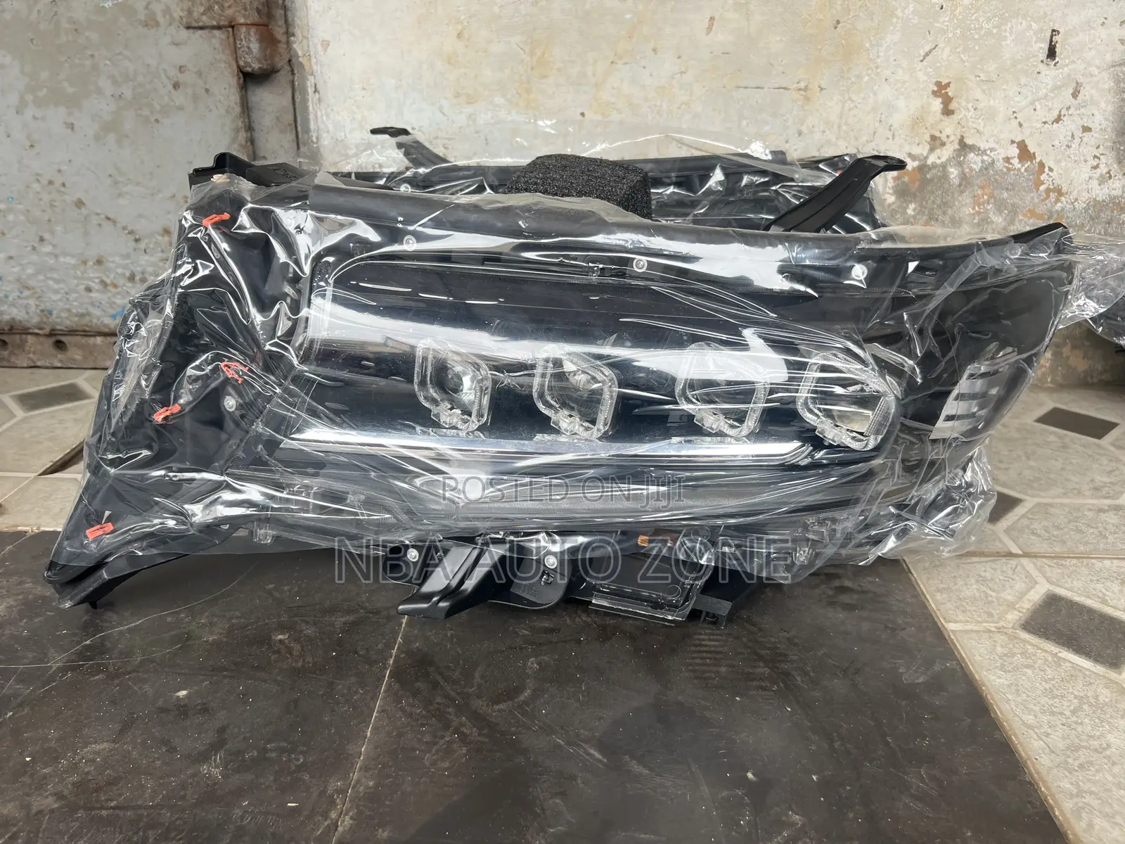Toyota Land Cruiser Prado 2018-22 Bugatti Spec Head Light Pair