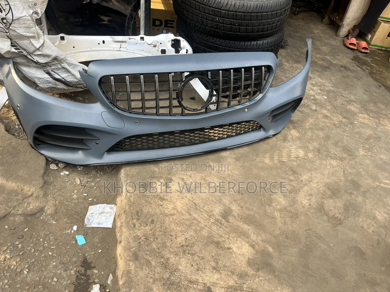 Mercedes Benz C300 Bumper Complete